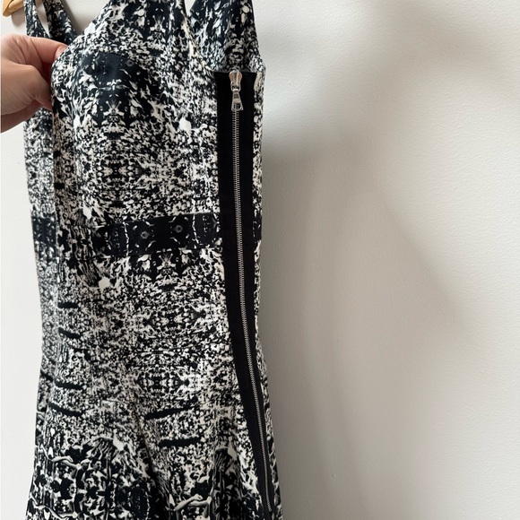 Jonathan Cohen Black & White Dress - Picture 5 of 7